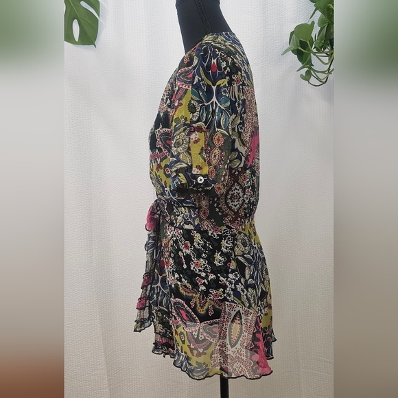 CAbi Multicolor Floral Tunic Top Size S - Picture 2 of 4